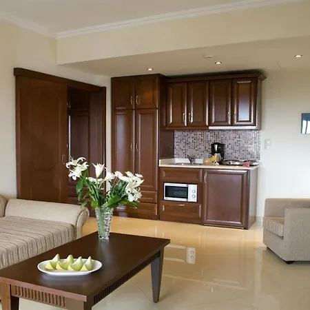 Hotel Royal & 3*