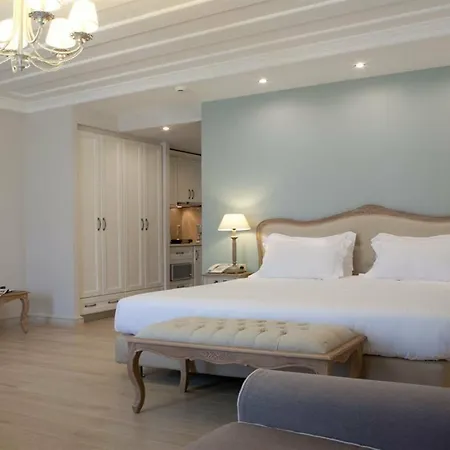 Royal & 3* Nydri (Lefkada)